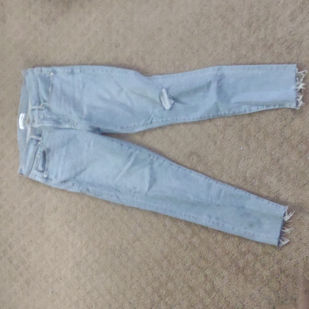 Loft light blue skinny jeans fall autumn size 8 29 cute jean ripped distressed